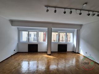 Flat in Gijón - cl santa elena 21. Junto a la calle corrida y el puerto deportivo