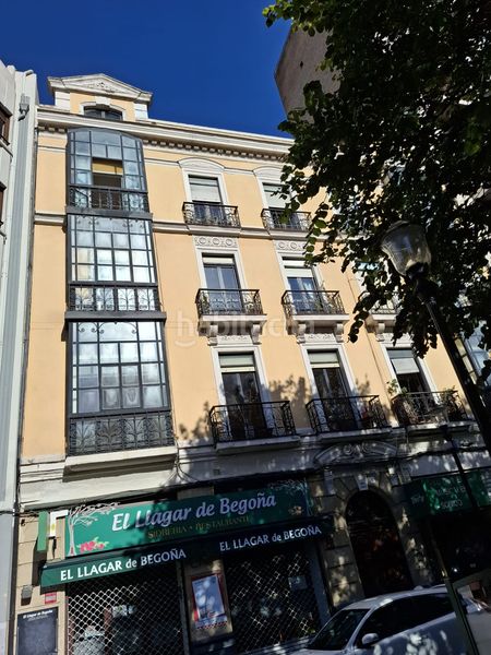 Foto 6dca7af6-53fa-43a3-a3d6-8cdea5e87357. Alquiler piso se alquila exclusivo piso en begoña en Gijón