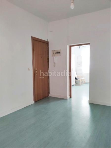 Foto 5f45cb77-0d58-41fa-8718-962904702fdb. Piso calle san basilio s/n, Pradolongo, usera, en Madrid