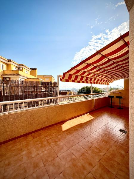 Foto fcc49919-1421-4c81-a985-e38c33d3a303. Location appartement dans calle vázquez montalbán 10a dans Águilas