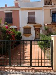 Casa adossada  Avenida marqués de rozalejo. Casa / chalet adosado en venta en avenida marqués de rozalejo s/