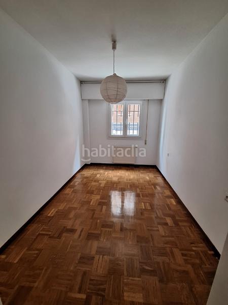 Foto 10d46541-0996-4888-8f48-5e4360b5f4f8. Rent flat in calle de juan de la hoz 6 in Guindalera Madrid