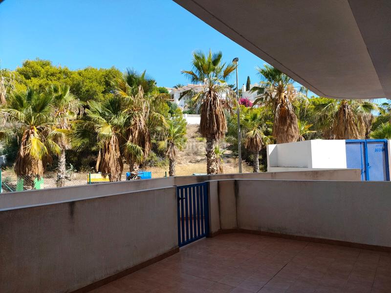 Foto c395b7ff-8ba4-45c9-8d30-7ef1d392614e. Rent flat in avenida isla de pascua 38 in Los Puertos Cartagena