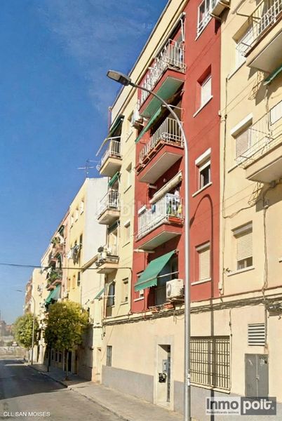 Foto 4a7bdbe1-5b06-40d7-a151-c98b3290ae08. Pis a calle san moisés 25 a San Diego Madrid