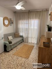 Rent Apartment in Avenida de las sirenas 10. Piso en alquiler en avenida de las sirenas s/n, torrevieja