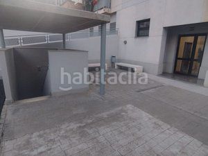 Foto f2130bb8-eccf-4691-ad04-399a208cc6aa. Pis amb piscina a Barrio de Patraix Valencia
