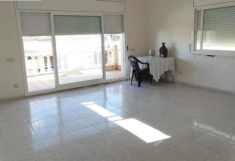 Foto 6f89383e-1a97-4cc6-babd-41a3a6129e90. Chalet en Centre Vendrell (El)
