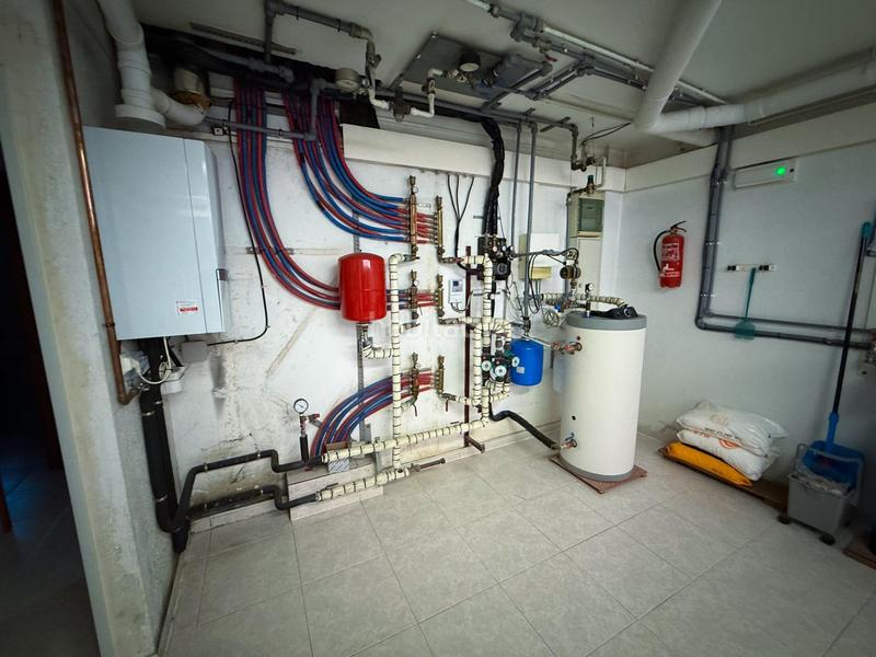 Foto dba7636c-9fb5-4bd8-a882-18118b18f528. Chalet dans calle sant pere 66 dans Calafell residencial Calafell