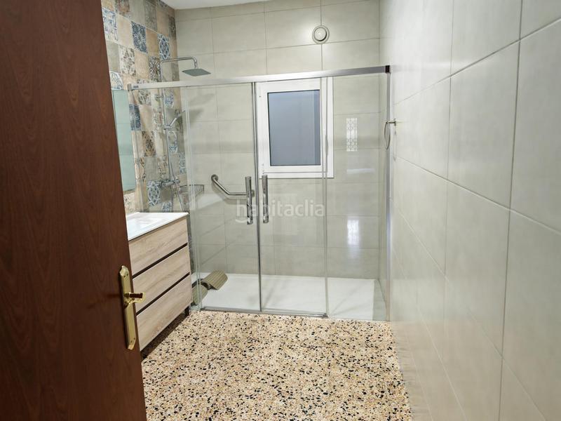 Foto ed10fc82-b43b-4743-8e2d-0ee0a8a5cbd8. House with heating parking in Centre Vendrell (El)