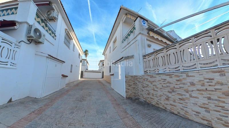 Foto f38d14a3-cfe2-40f6-9e12-e4d8aeb70150. Casa adossada amb calefacció a Cunidor Cunit