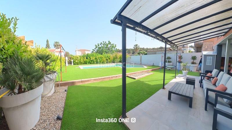 Foto 00f68a54-6021-4224-9d12-3097c0cde9a0. Chalet espectacular chalet de lujo en el oasis con piscina privada, wellness y mucho más en Vendrell (El)