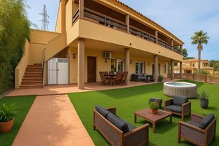 Casa in Mas Trader-Corral d´En Tort-Corral d´En Cona. Tu oasis en cubelles vive, disfruta... y rentabiliza!