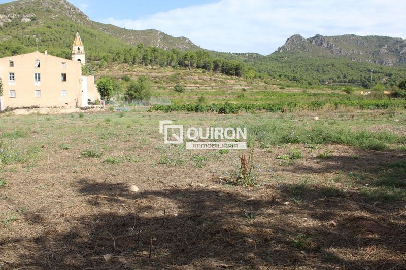 Foto ba8fa953-a0ee-442f-9aff-1ecd8bf1ea5e. Finca rústica a Montmell (El)