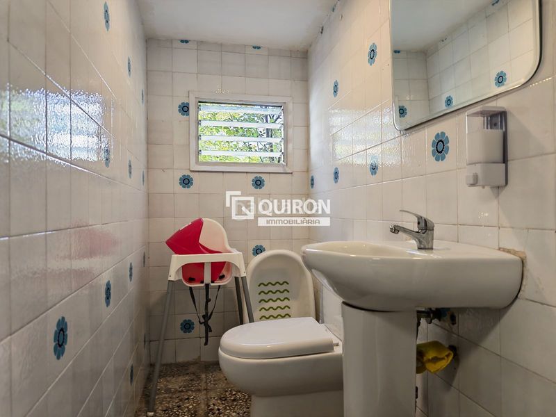 Foto c0ed7554-b444-4818-b839-09905d669db6. Xalet amb calefacció aparcament piscina a Bellvei
