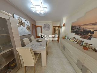 Etagenwohnung  Baix camp. Piso luminoso en el tancat el vendrell con terraza y balcón!