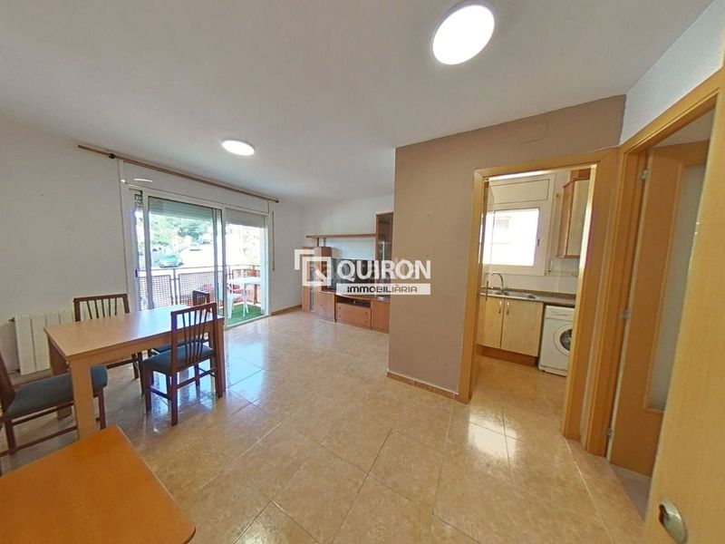 Foto b73a807e-1c8e-4cdb-bd07-7f92ff51cf0d. Pis amb calefacció aparcament a Cunit residencial Cunit