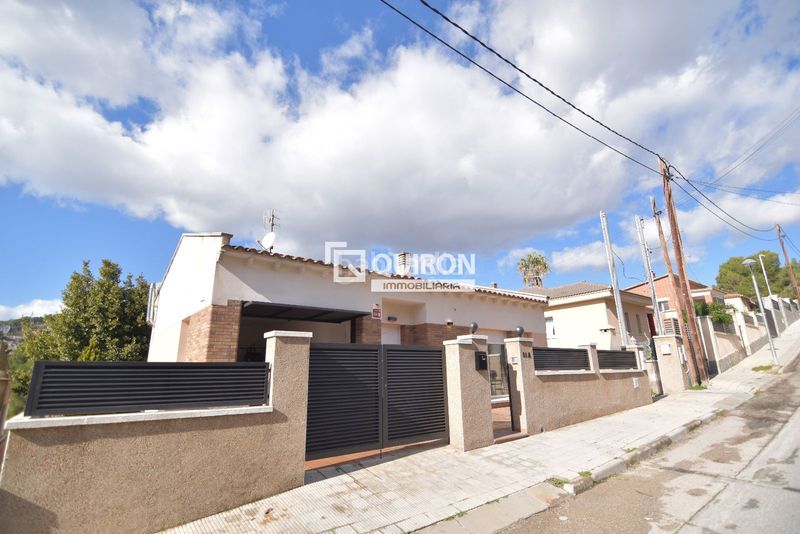 Foto 92c65f85-28b6-49c2-a378-0124046394d5. Casa a Segur de Calafell nucli urbà Segur de Calafell
