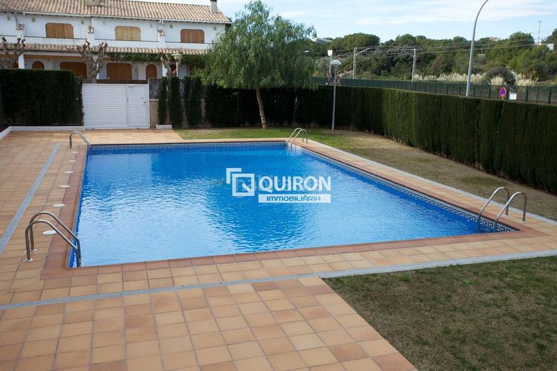 Foto 0f7b8f81-16c2-4bbd-8efd-17df6ed349c0. Àtic amb calefacció aparcament piscina a L´Estany Calafell