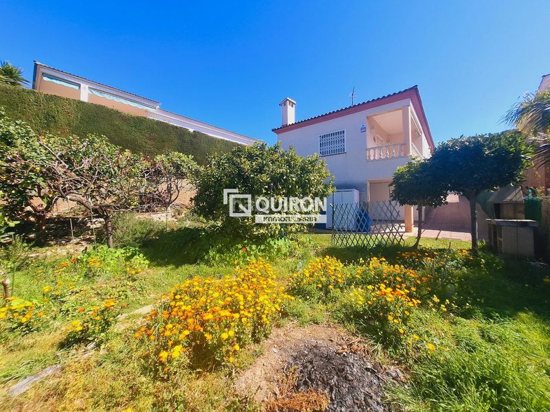 Foto ec007db8-da71-409d-86ed-bd56c87e1dd5. Xalet amb calefacció aparcament a Segur de Calafell nucli urbà Segur de Calafell