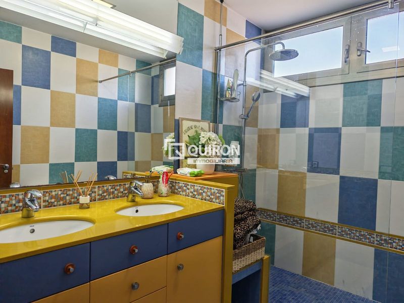 Foto 069aff09-181f-4700-acd4-719e60328101. Xalet amb calefacció aparcament piscina a Ciutat jardí Bonanova Calafell