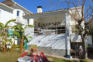 Chalet  Gregal. Chalet independiente en el mas mel de calafell  a tan solo 450 m