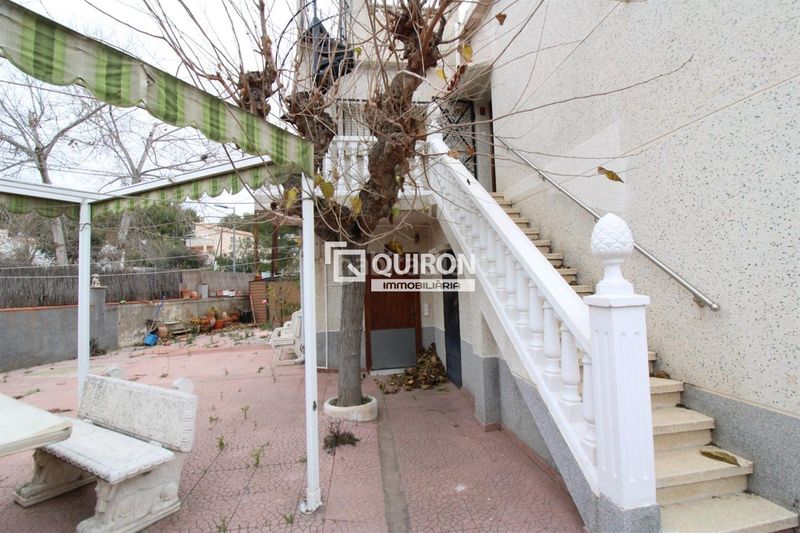 Foto 8dbe2ae4-8d6c-451d-8082-7ce7b520e95c. Casa adossada amb calefacció aparcament a Cunit residencial Cunit