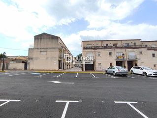 Maison jumelée  Circumval·lacio. Casa adosada en venta en montferri en venta con inquilinos renta