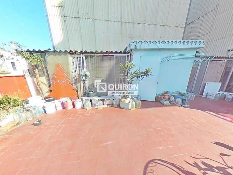 Foto 95ce2915-ff81-4b99-b91b-2ab7daa744dd. Edificio en Eixample Tarragona