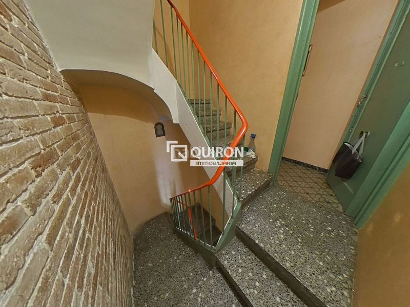 Foto db2fd417-afec-4a6a-a083-fc28d9e6fffe. Edificio en Eixample Tarragona