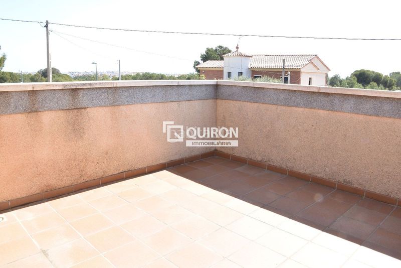 Foto b373d365-a513-4097-a972-5aff8b81d115. Xalet amb calefacció aparcament piscina a Bellamar Calafell