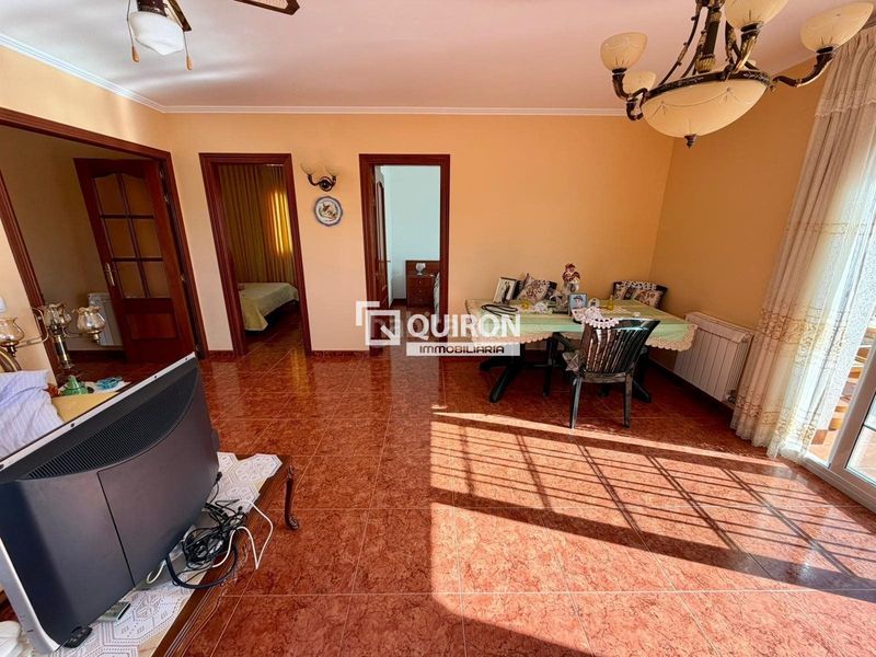 Foto 261203df-0a90-4d4a-b6bd-d79cd9673483. Chalet dans Centre Vendrell (El)