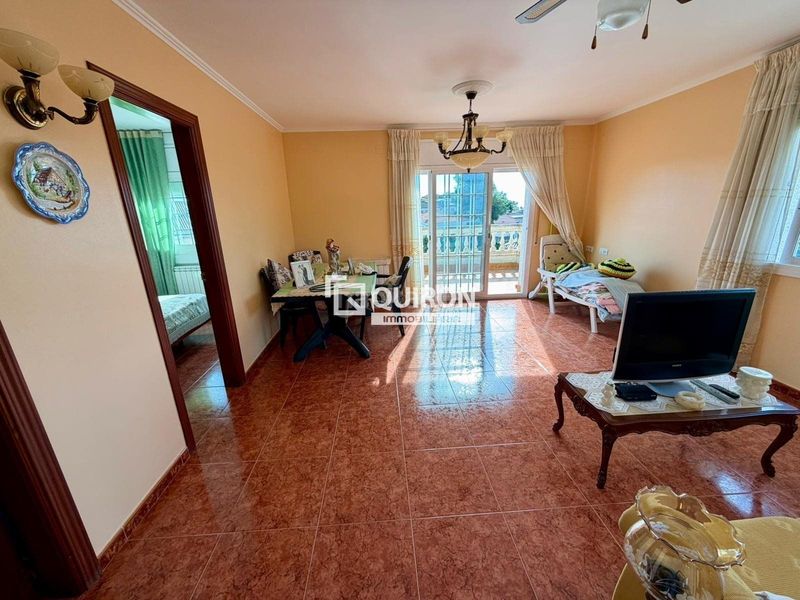 Foto 643d7c50-f7c3-4516-aa62-b6def51ce0fc. Chalet dans Centre Vendrell (El)