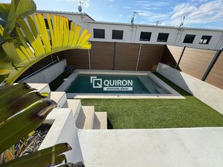 Casa adossada  De l'esglesia. Magnifica casa de obra seminueva en la gornal con piscina privad