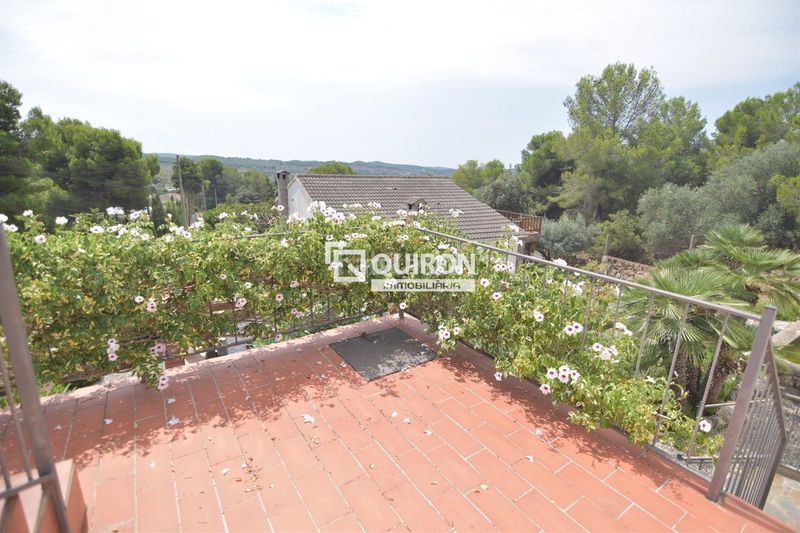 Foto b46cd0a1-8773-4ea1-a206-484f424455b2. Casa amb piscina a Montmell (El)