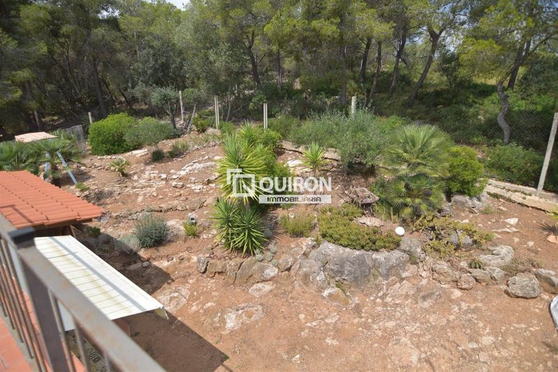 Foto b5458117-3825-4b39-8bef-ba941a6a81f0. Casa amb piscina a Montmell (El)