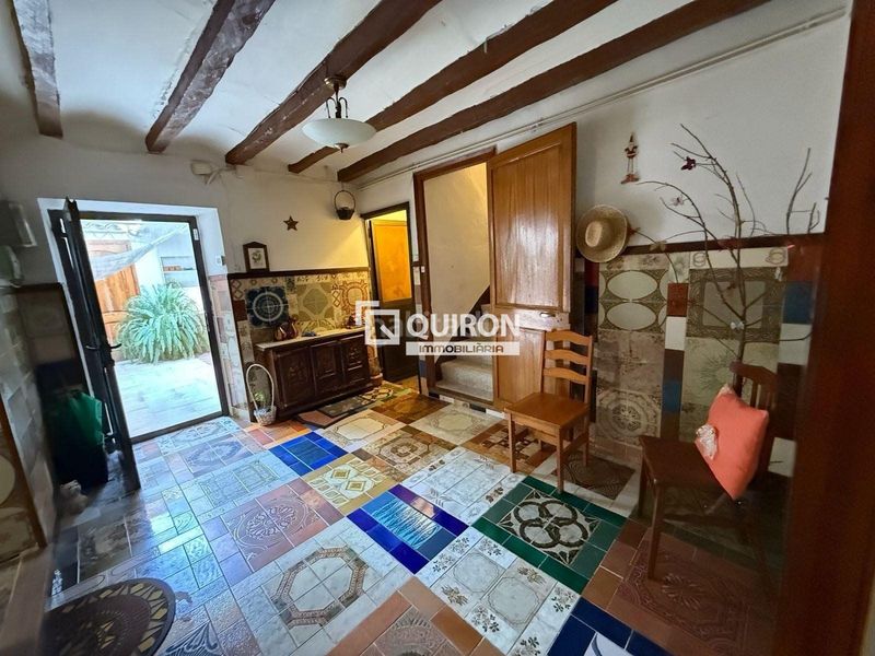 Foto 3b59d800-8e06-4602-81a6-49ff78728321. Casa amb calefacció a Masllorenç