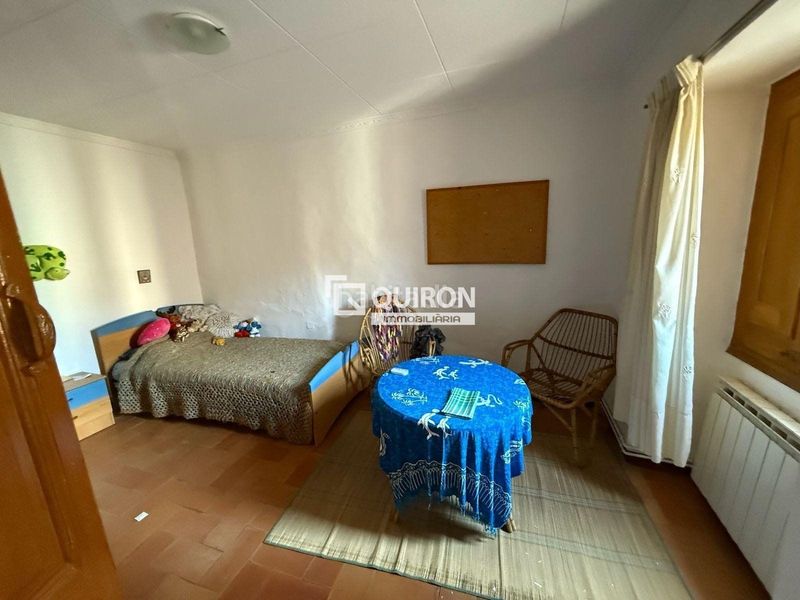 Foto f02f1e26-ddc3-4e47-b86d-be84b8e15f3f. Casa amb calefacció a Masllorenç