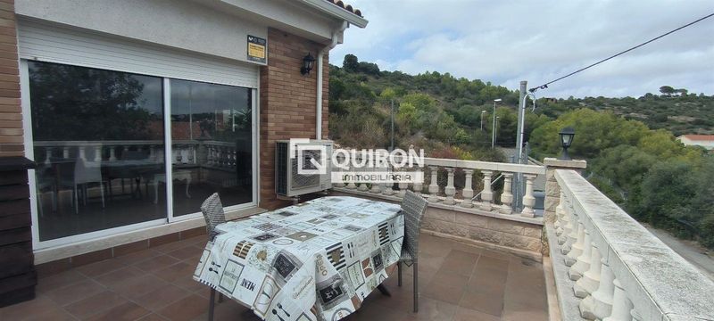 Foto 37112167-e4dc-41aa-9541-7863b1a62282. Xalet amb calefacció aparcament piscina a Segur de Calafell nucli urbà Segur de Calafell