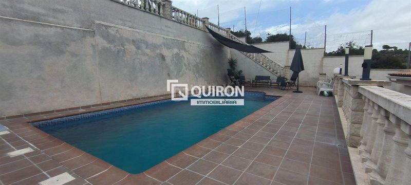 Foto 3a8f0158-3eb6-419a-aa78-8def4bacaba1. Xalet amb calefacció aparcament piscina a Segur de Calafell nucli urbà Segur de Calafell