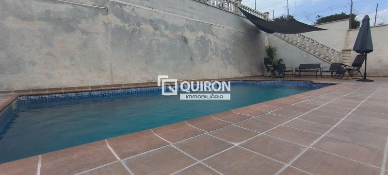 Foto 8c852240-0d99-46ba-878f-295376d75cfd. Xalet amb calefacció aparcament piscina a Segur de Calafell nucli urbà Segur de Calafell