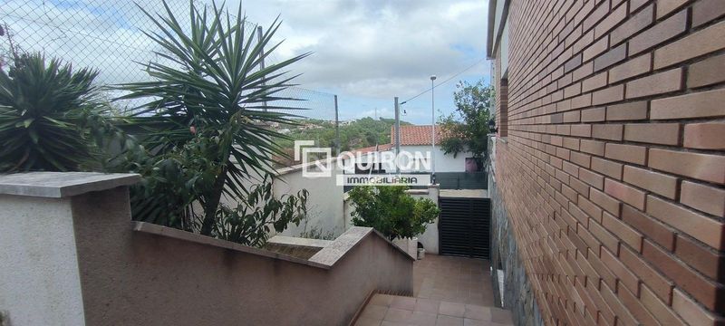 Foto 9711836c-5829-44d2-a0ae-50168740f37a. Xalet amb calefacció aparcament piscina a Segur de Calafell nucli urbà Segur de Calafell