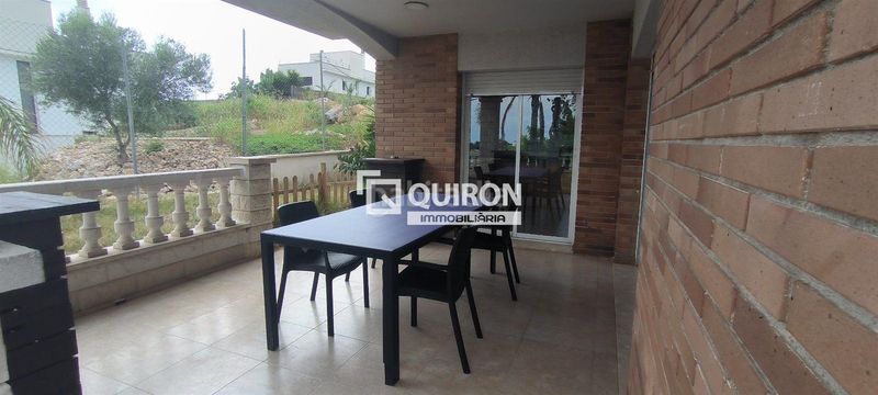 Foto a0062978-b40b-4e77-955f-925ee987e647. Xalet amb calefacció aparcament piscina a Segur de Calafell nucli urbà Segur de Calafell