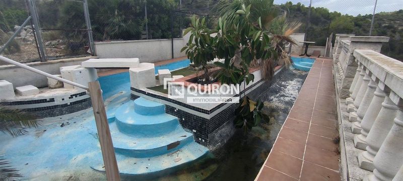 Foto c5269f52-f382-4200-8e2c-0945ae685252. Xalet amb calefacció aparcament piscina a Segur de Calafell nucli urbà Segur de Calafell