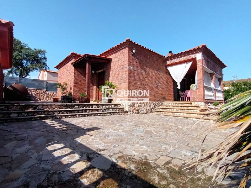 Foto 33f69521-f1c8-4093-9807-c3fa060fb5da. Xalet amb calefacció piscina a Bràfim