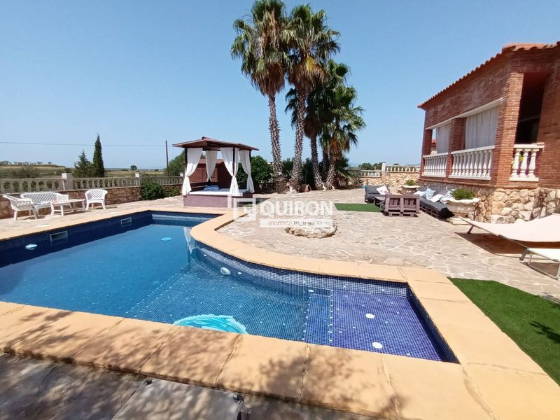 Foto abd11bd9-48b4-4874-b55d-2fc255766808. Xalet amb calefacció piscina a Bràfim