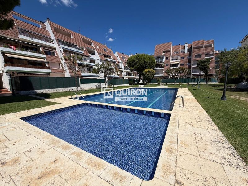 Foto 3b758260-5414-42e9-aa02-63f4d56d214a. Dúplex amb calefacció aparcament piscina a Calafell residencial Calafell