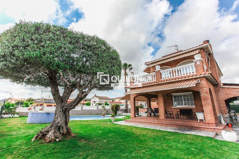Foto b5b02b3e-9c8a-4a2f-a2d4-fdf76b975445. Xalet amb calefacció aparcament piscina a Roda de Barà