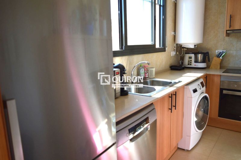 Foto b8c1f715-e376-4556-9a27-1e786e86bbb7. Pis amb calefacció aparcament piscina a Segur de Calafell nucli urbà Segur de Calafell