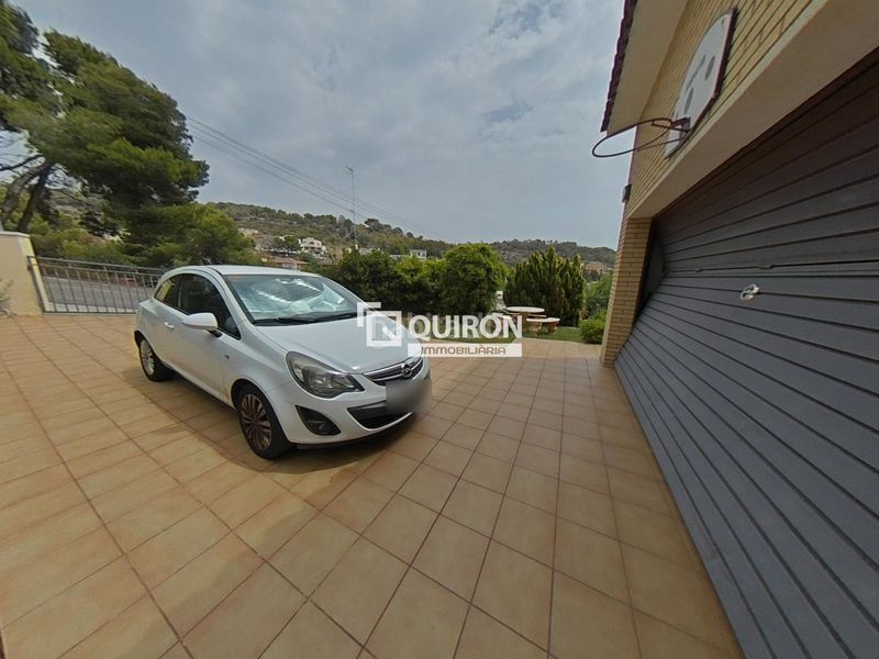 Foto cb87e109-febb-4f7c-8fd6-5ff9d5d4a13b. Xalet amb calefacció aparcament piscina a Roda de Barà