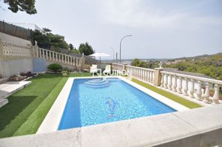 Semi detached house  Pedrera. A 22 escalones de tu vivienda ideal